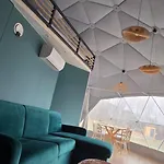 Aqua Glamp *